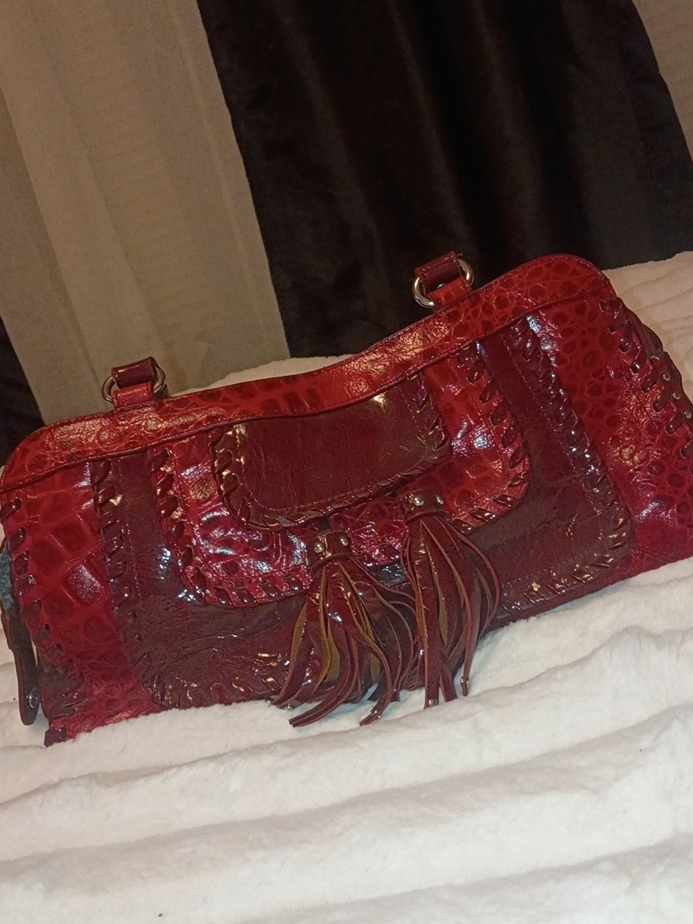 Red Croc-Embossed Tassel Shoulder Bag - Women's